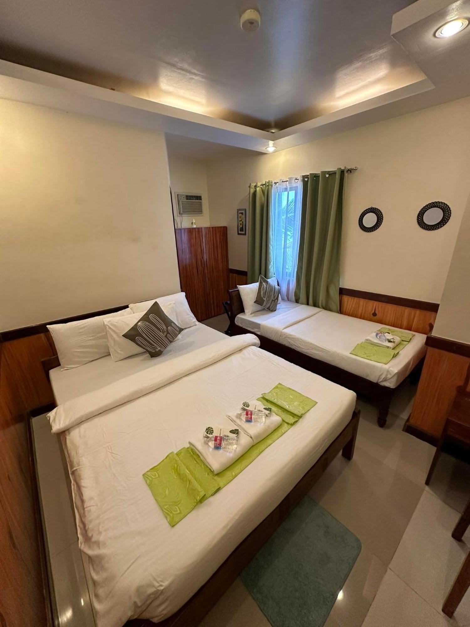 Desert Rose Beach Hotel El Nido Exterior photo